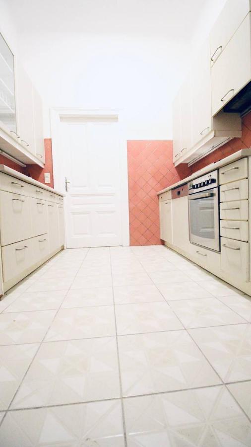 Modern Double Room Js A Vienna Luaran gambar