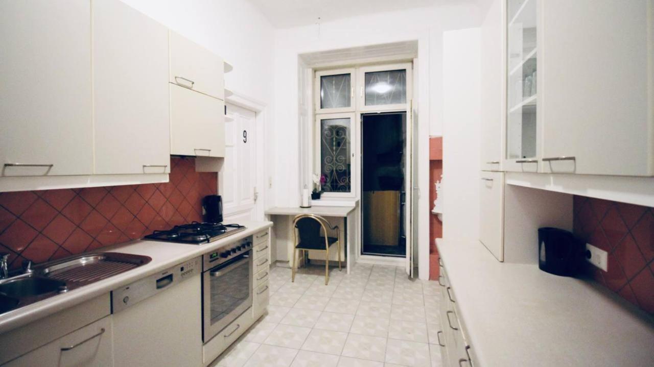 Modern Double Room Js A Vienna Luaran gambar